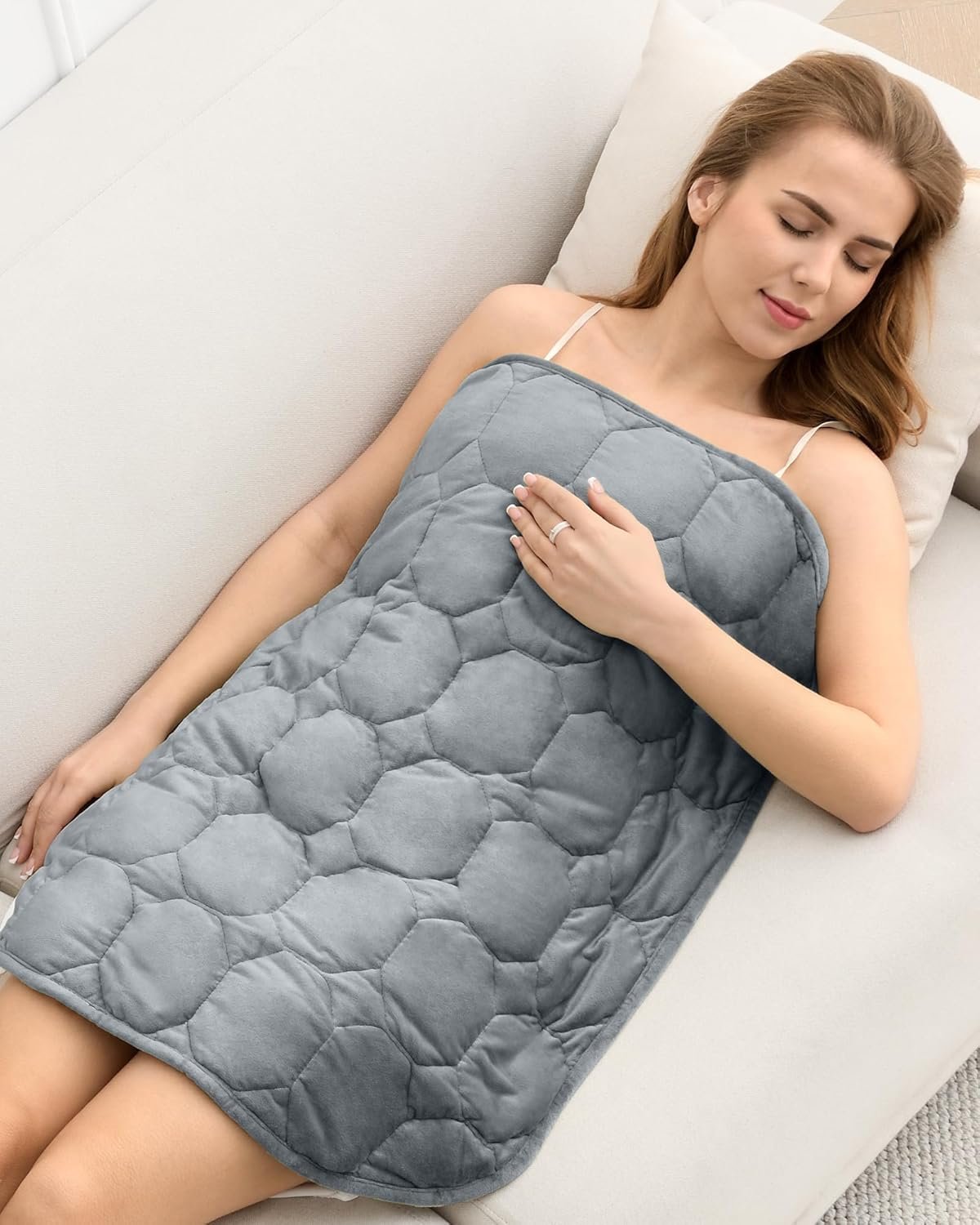 Cottonblue Weighted Lap Blanket 7lbs, Cozy Luxury Crystal Velvet Weighted Blanket for Adults, Small Weighted Blanket for Relaxation, Sleeping, Travel, Grey, 29″ x 24″