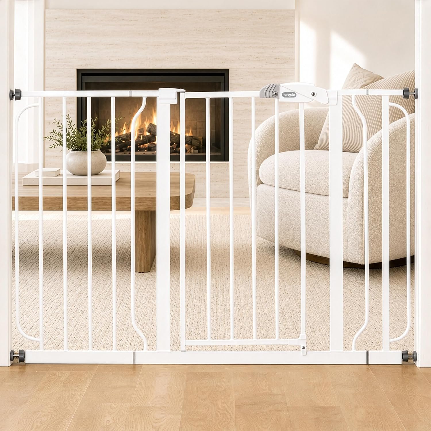 Regalo Baby Easy Step® Extra Wide Safety Gate